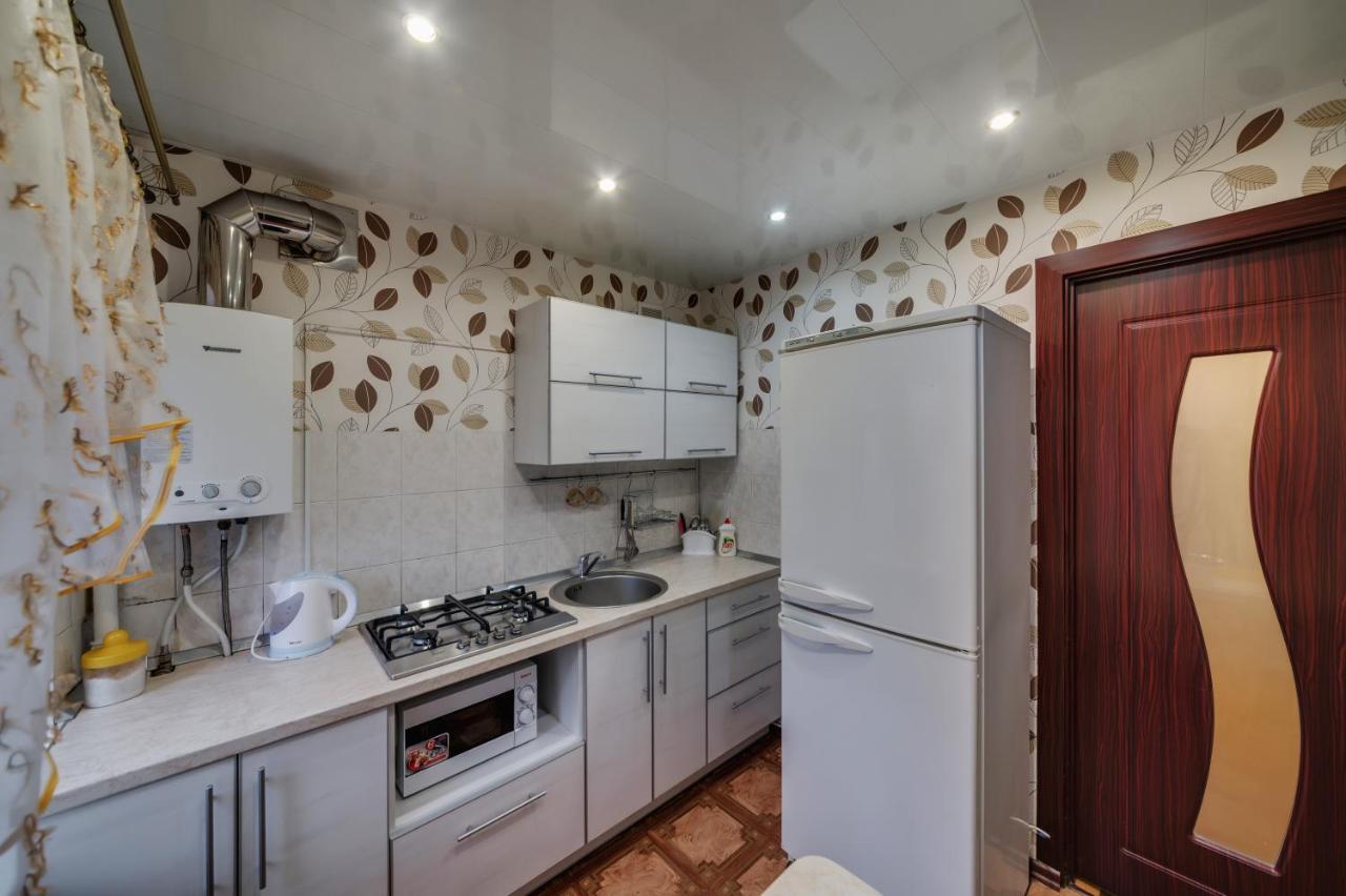 Apartment - Sobornyi Prospect 93 Zaporizhia Esterno foto