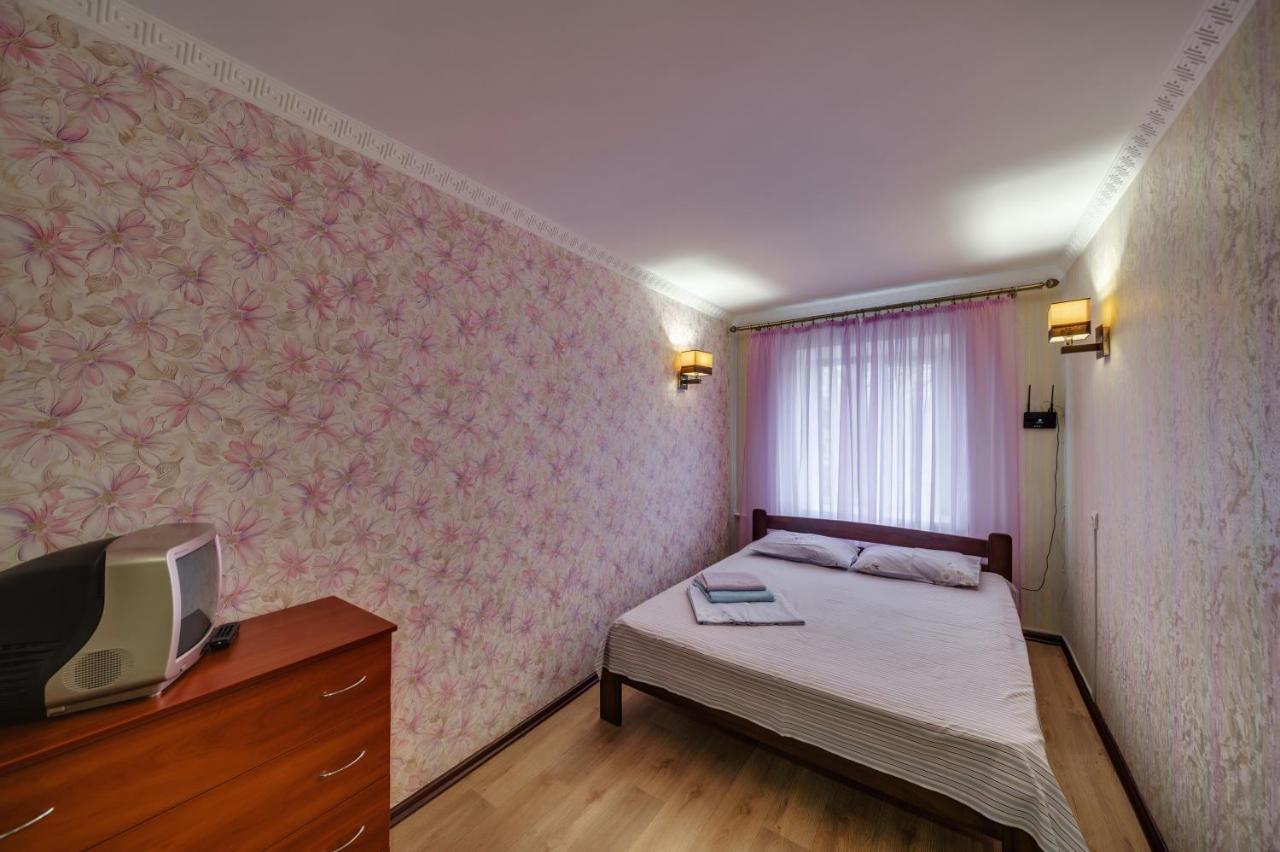 Apartment - Sobornyi Prospect 93 Zaporizhia Esterno foto